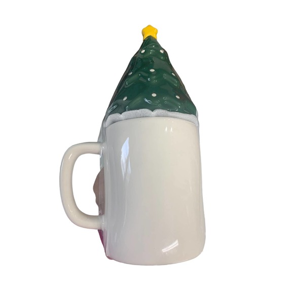 RAE DUNN MERRY XMAS MUG WITH GREEN CHRISTMAS‎ TREE TOPPER/LID  Ceramic - Picture 2 of 6